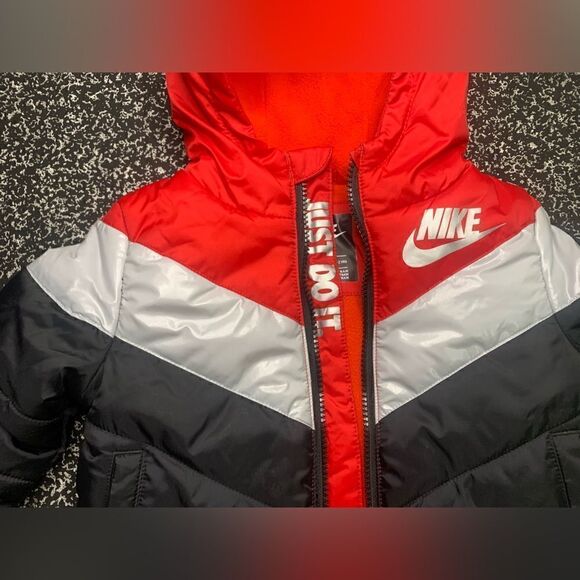 Kids Nike Jacket   - Picture 2 of 11